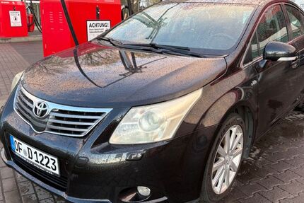 Toyota Avensis 230.000 km 4.000 &euro; Offenbach 63071