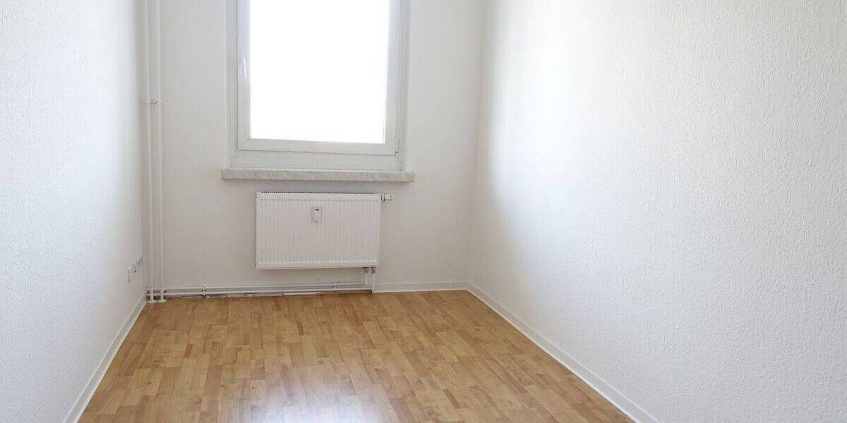 Etagenwohnung Chemnitz Yorckgebiet - 4 Zimmer, 71 m&sup2;, 365&euro; | Angebot:26834713
