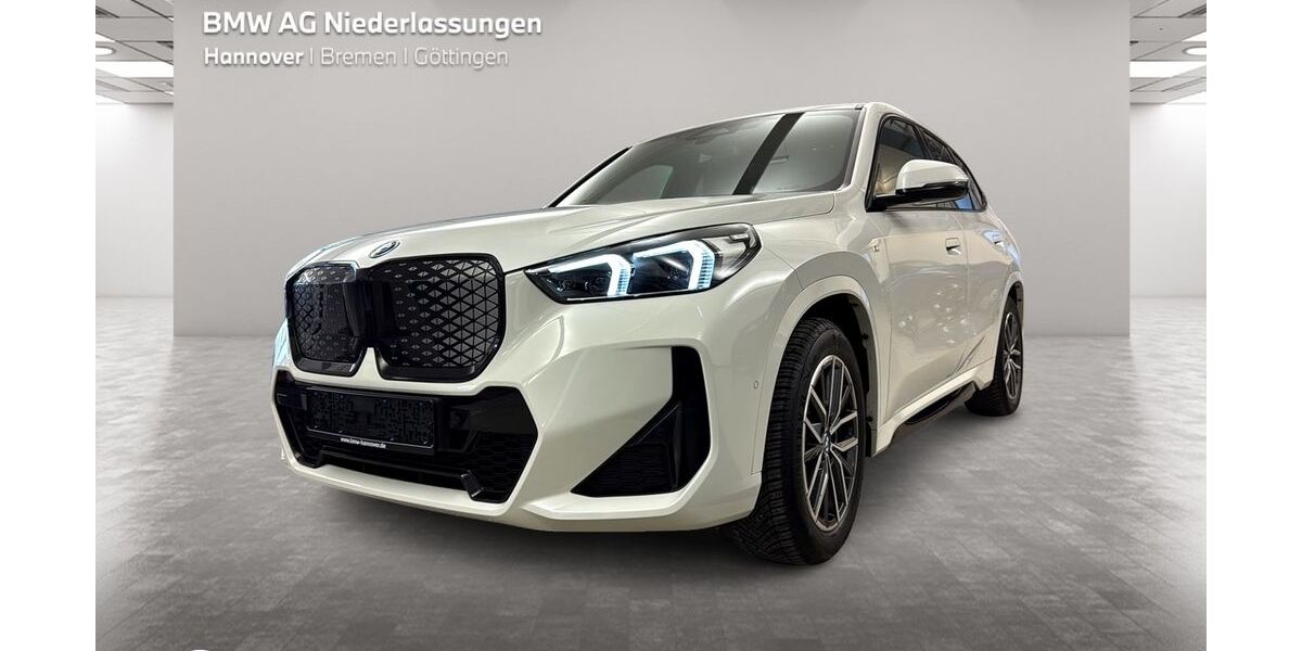 BMW iX1 43.108 km 32.904 &euro; Hannover 30539