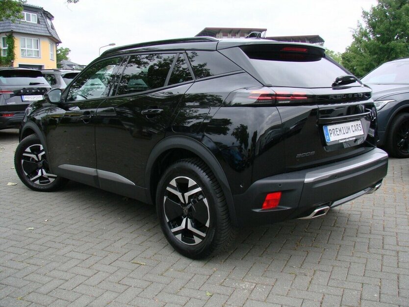 Peugeot 2008 1.2 Allure ACC MirrorLink Kamera LED 16.743 km 20.980 € Falkensee 14612