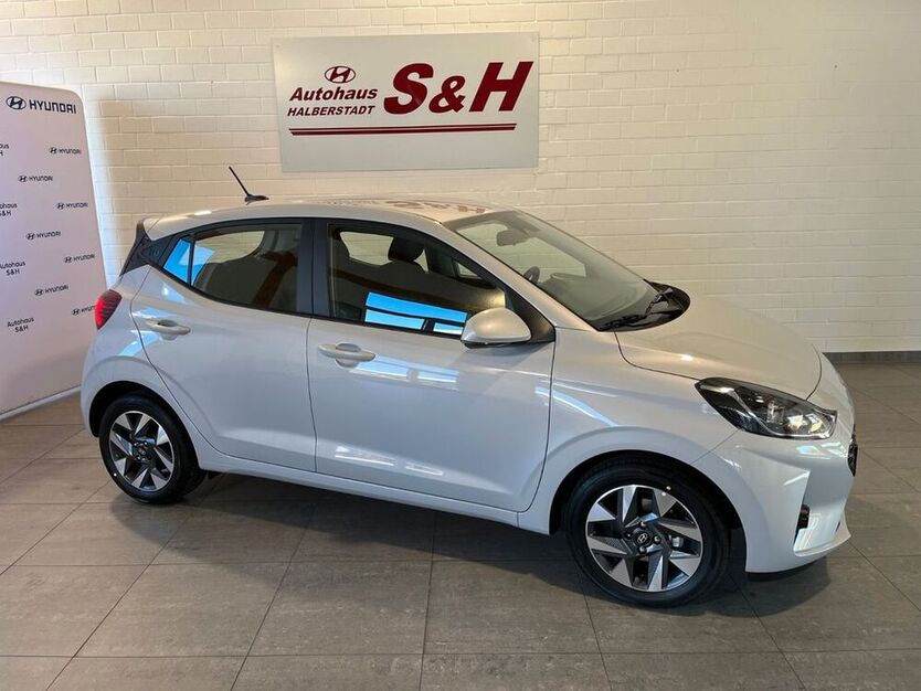 i10