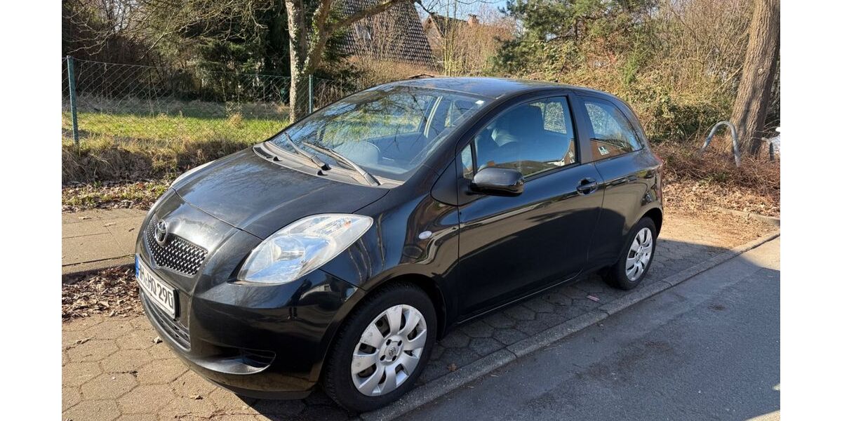 Toyota Yaris 139.000 km 2.699 &euro; Hamburg 22523