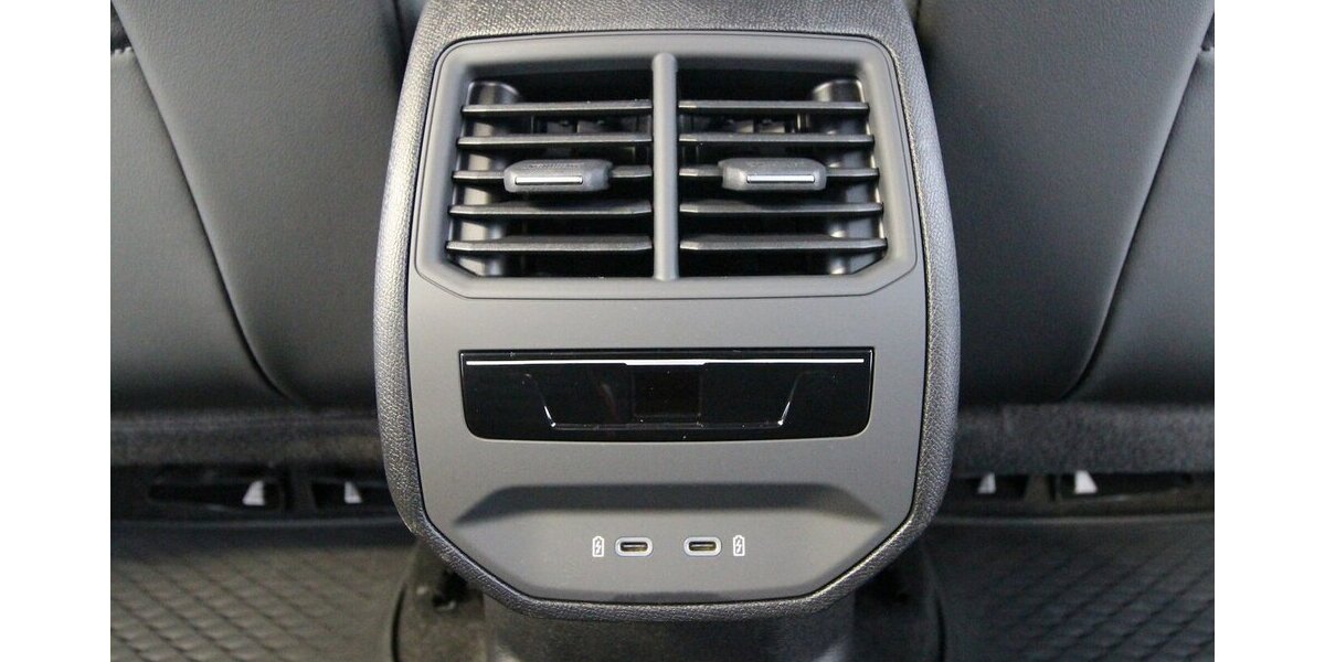 Cupra Leon Sportstourer e-HYBRID 6-DSG NAVI+LED+ACC 8.828 km 29.500 &euro; Hagenow 19230