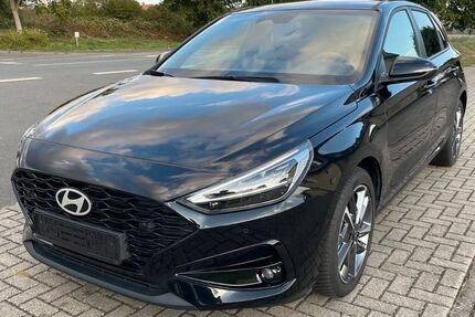 Hyundai i30 15.000 km 20.999 &euro; Limburg-Linter 65550