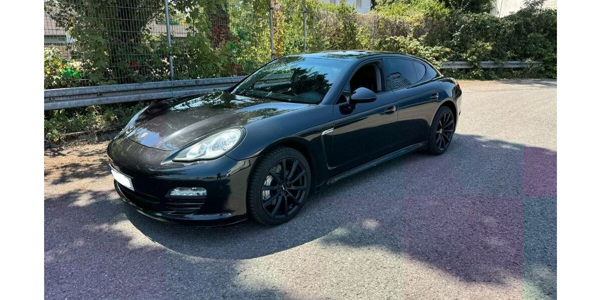 Porsche Panamera 223.207 km 18.999 &euro; Karlsruhe 76185