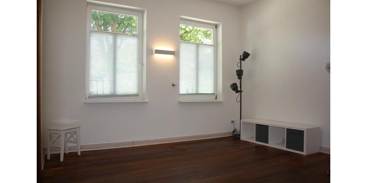 Einfamilienhaus Bad Bramstedt - 11 Zimmer, 281 m&sup2;, 795.000&euro; | Angebot:25941278