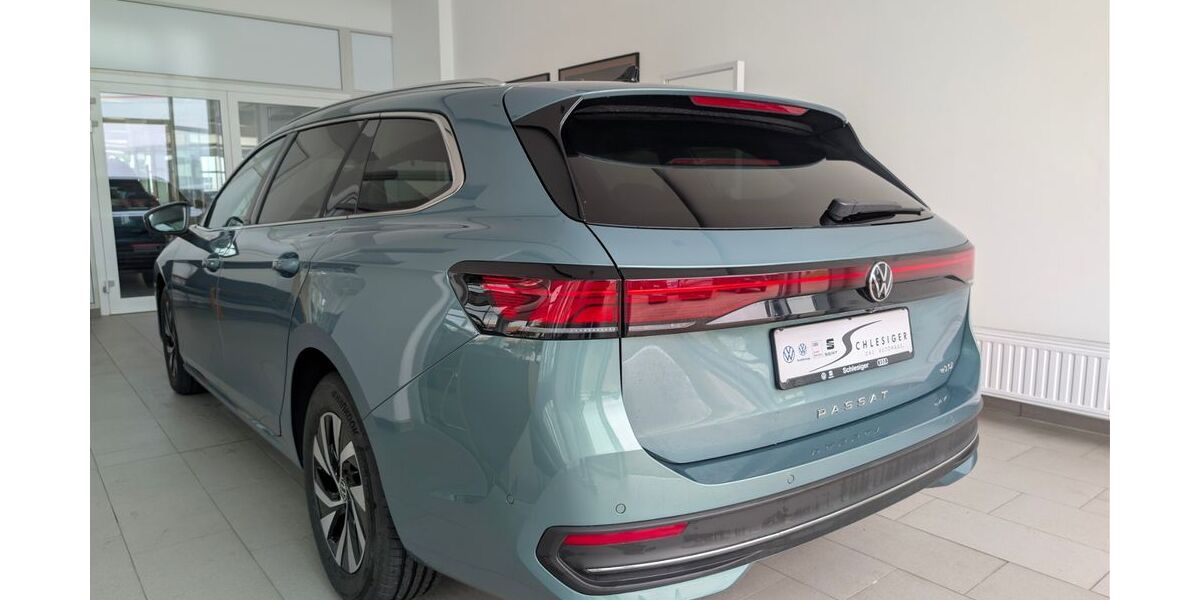 VW Passat Variant 5.990 km 34.090 &euro; Sangerhausen 06526