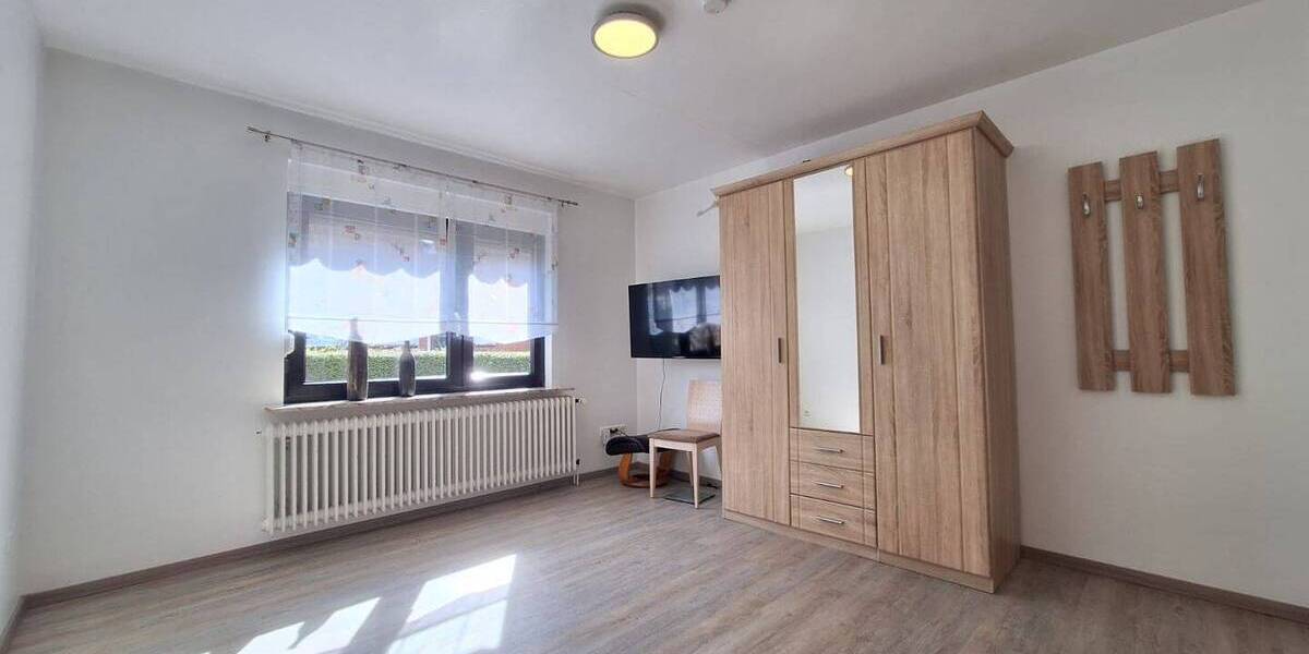 Mehrfamilienhaus, Wohnhaus Weener - 5 Zimmer, 133 m&sup2;, 195.000&euro; | Angebot:26118098