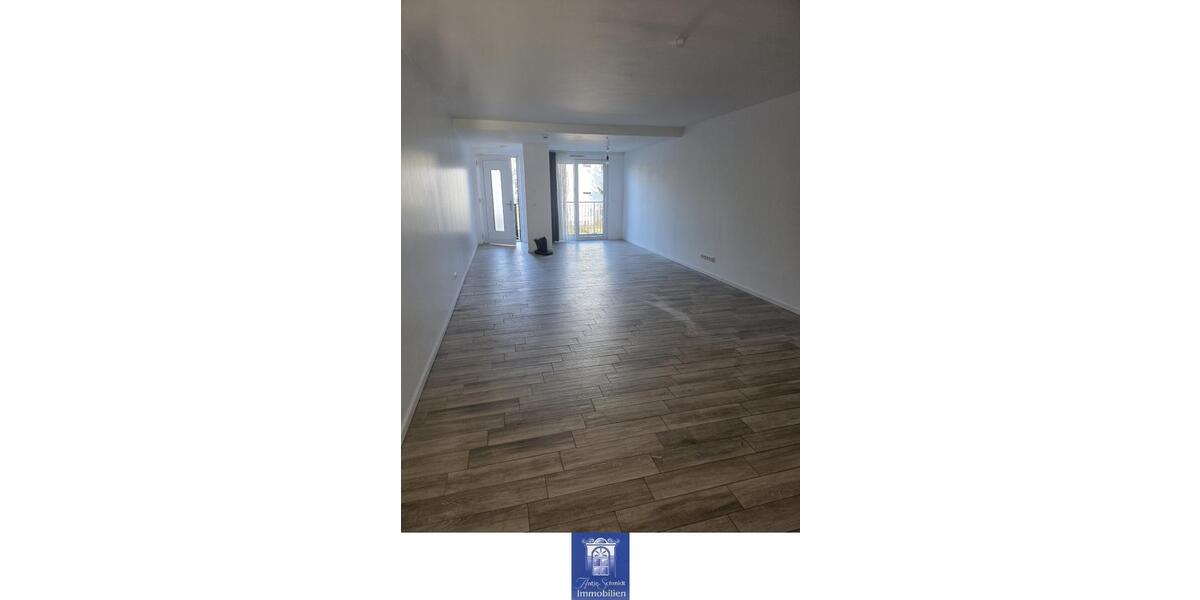 Maisonettenwohnung Weinböhla - 4 Zimmer, 113 m&sup2;, 1.245&euro; | Angebot:24378540