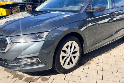 Skoda Octavia 108.500 km 16.990 &euro; Weingarten 88250