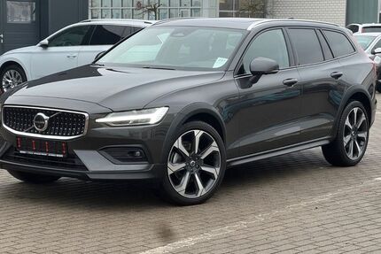 Volvo V60 18.707 km 53.600 &euro; Jüterbog 14913