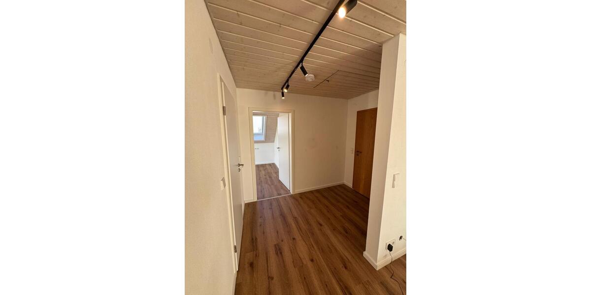 Dachgeschoßwohnung Bondorf - 2 Zimmer, 50 m&sup2;, 970&euro; | Angebot:26645498