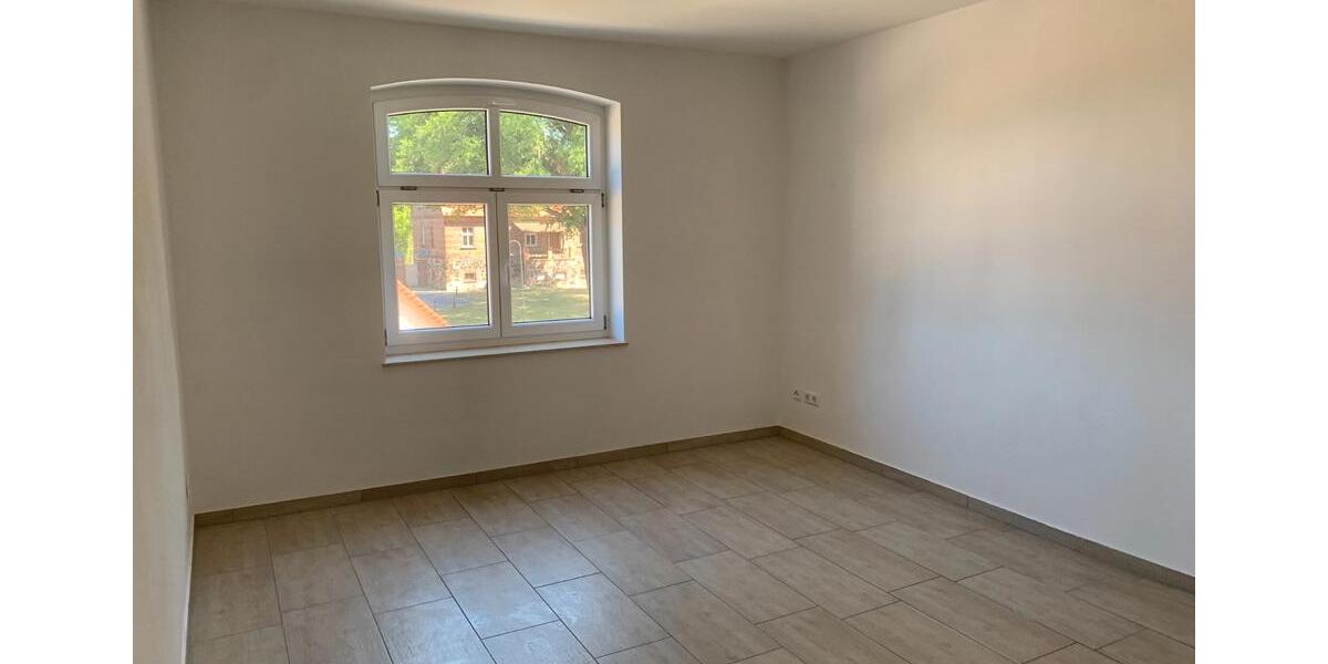 Etagenwohnung Lauta - 2 Zimmer, 65 m&sup2;, 467&euro; | Angebot:26351158