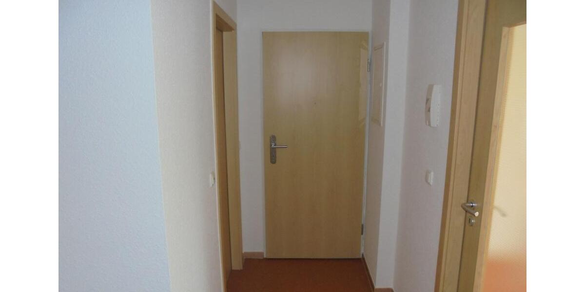Etagenwohnung Saalfeld (Saale) - 2 Zimmer, 61 m&sup2;, 391&euro; | Angebot:26476627
