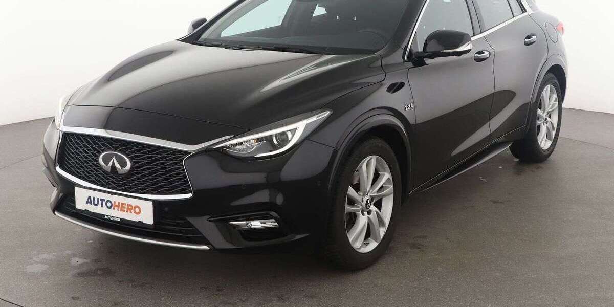 INFINITI Q30 38.011 km 16.950 &euro; Dresden 01187
