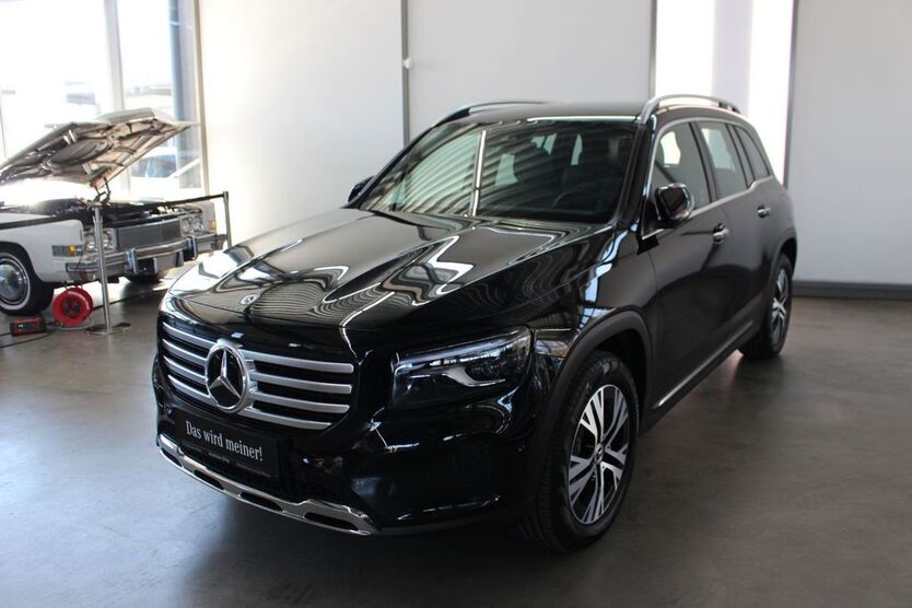 Mercedes-Benz GLB 200 5.697 km 51.790 € Heidenheim 89520