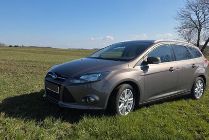 Ford Focus 218.000 km 4.900 &euro; Nümbrecht 51588