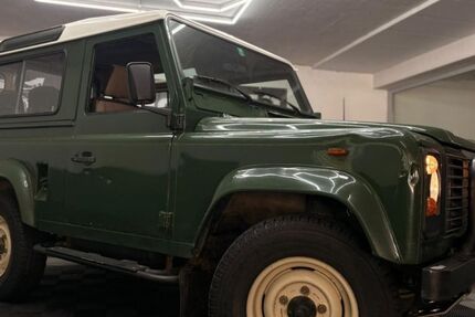 Land Rover Defender 124.406 km 19.480 &euro; Wutöschingen-Degernau 79793
