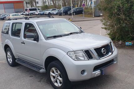 Nissan Pathfinder 239.000 km 7.500 &euro; Schwentintal 24223