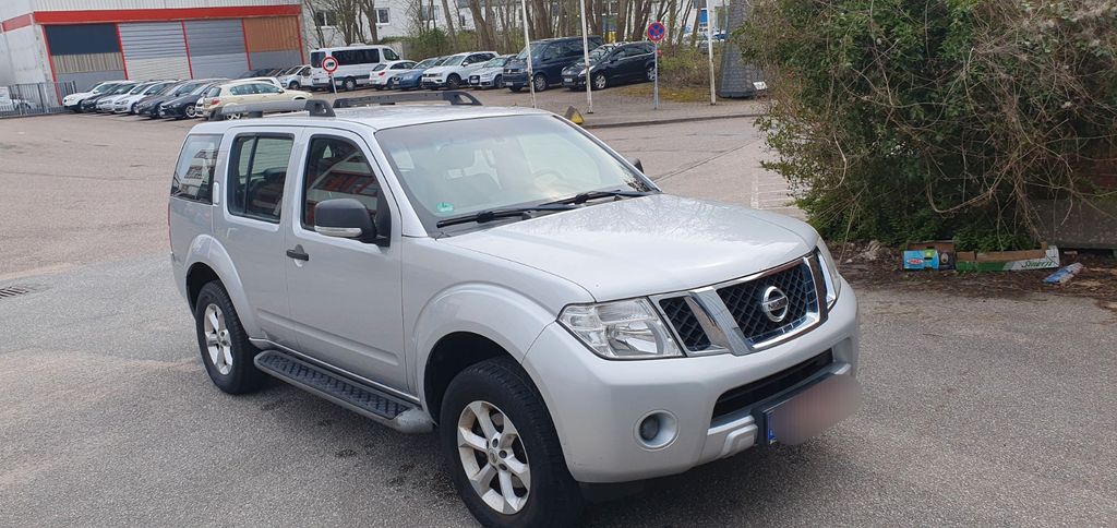 Nissan Pathfinder 239.000 km 7.500 &euro; Schwentintal 24223