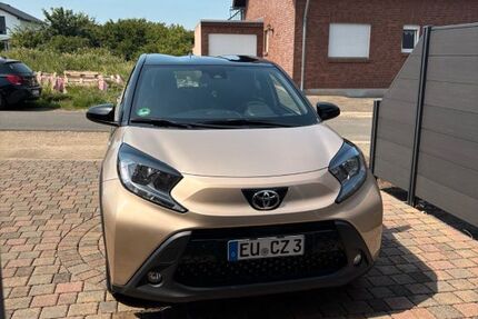 Toyota Aygo (X) 22.580 km 14.700 &euro; Zülpich 53909