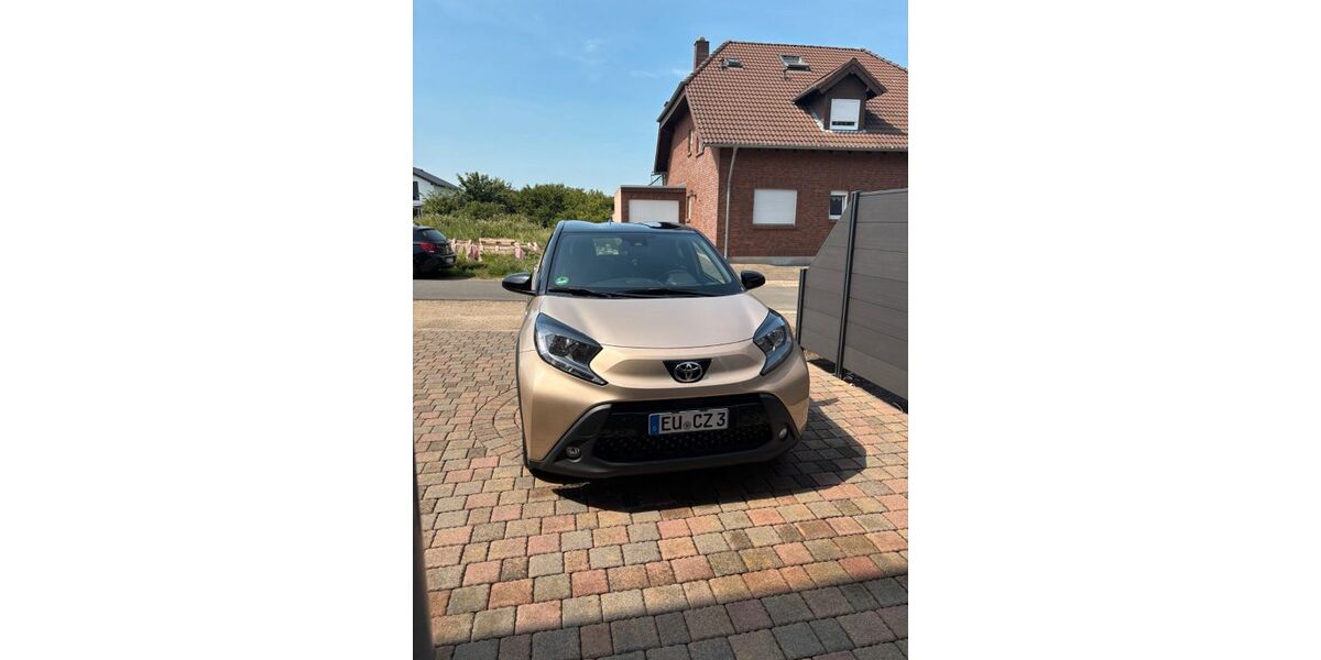Toyota Aygo (X) 22.580 km 14.700 &euro; Zülpich 53909
