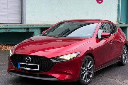 Mazda 3 45.000 km 22.000 € Frankfurt am Main 60325
