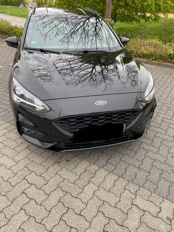 Ford Focus 76.000 km 21.500 € Angelbachtal 74918
