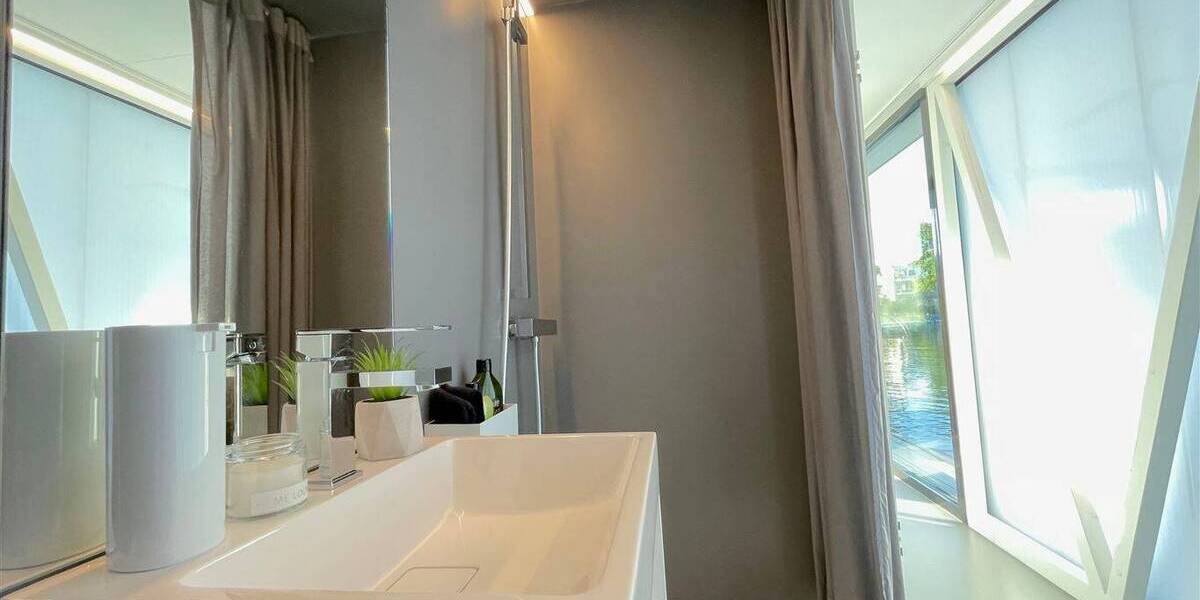 Apartment auf dem Wasser - voll ausgestattet und bezugsfertig, Lage: wo immer Sie wollen! 1 zimmer