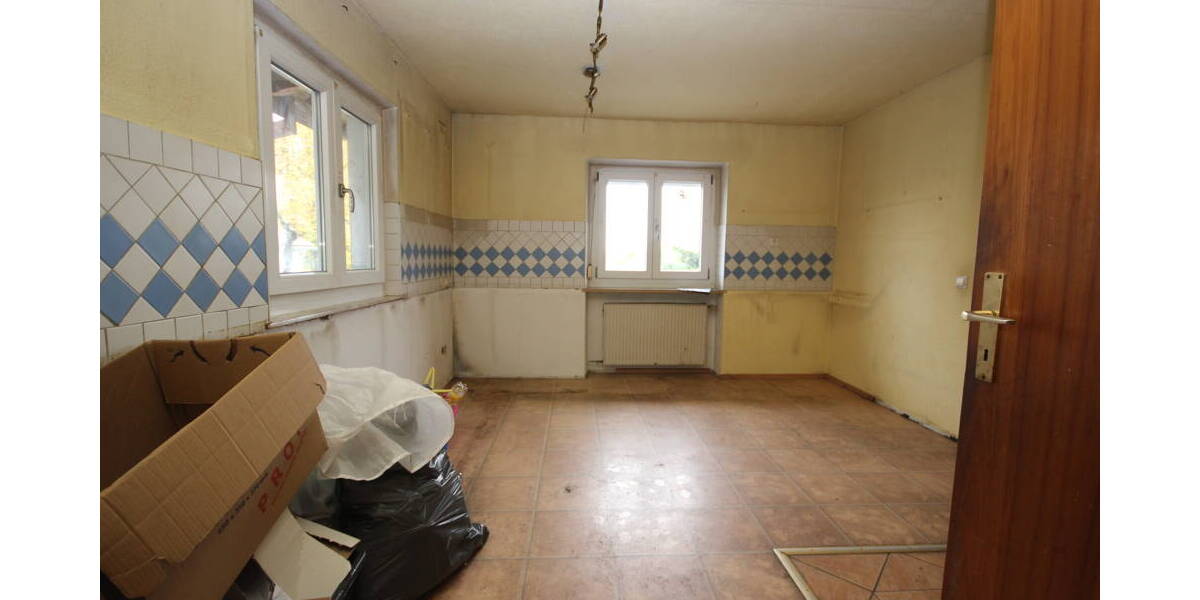 Einfamilienhaus Hutthurm Klössing - 6 Zimmer, 150 m&sup2;, 195.000&euro; | Angebot:26261696