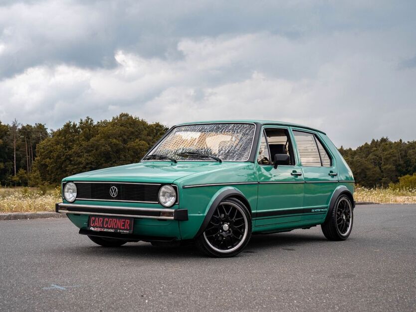 VW Golf 99.000 km 5.950 € Haag 91126
