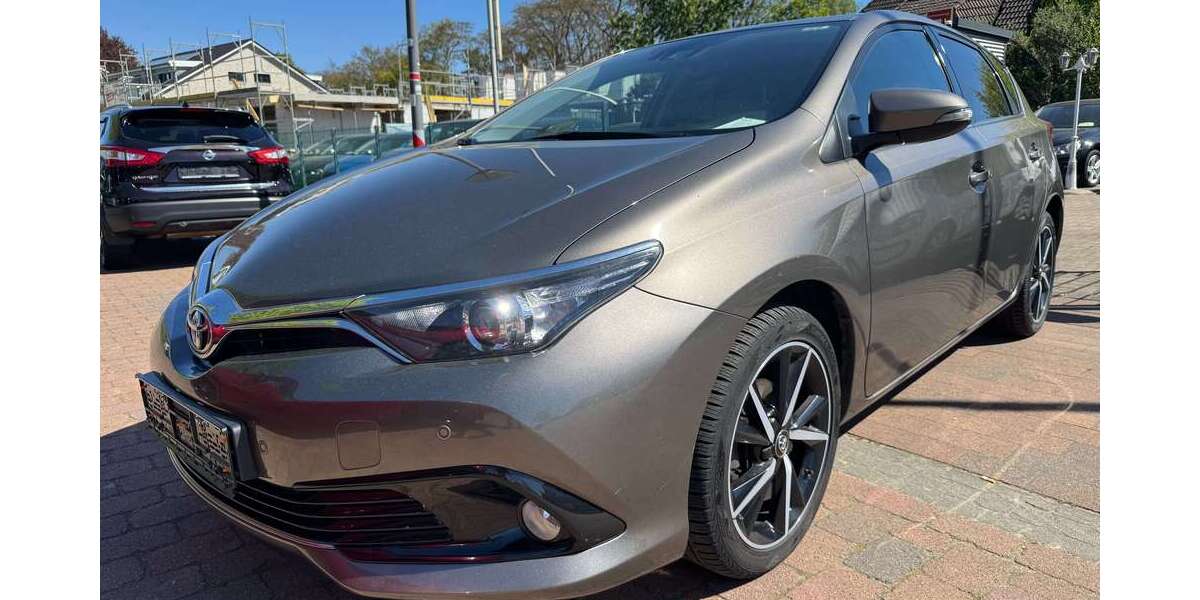 Toyota Auris 55.000 km 12.799 &euro; Ganderkesee-Bookholzberg 27777