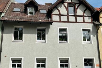Haus München Sendling-Westpark - 9 Zimmer, 132 m&sup2;, 179.000&euro; | Angebot:26429707