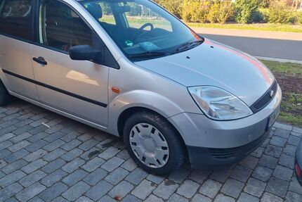 Ford Fiesta 165.846 km 849 € Ahausen 27367