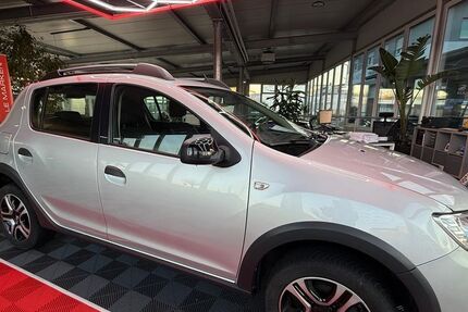 Dacia Sandero 79.000 km 9.980 &euro; Bretzfeld-Schwabbach 74626