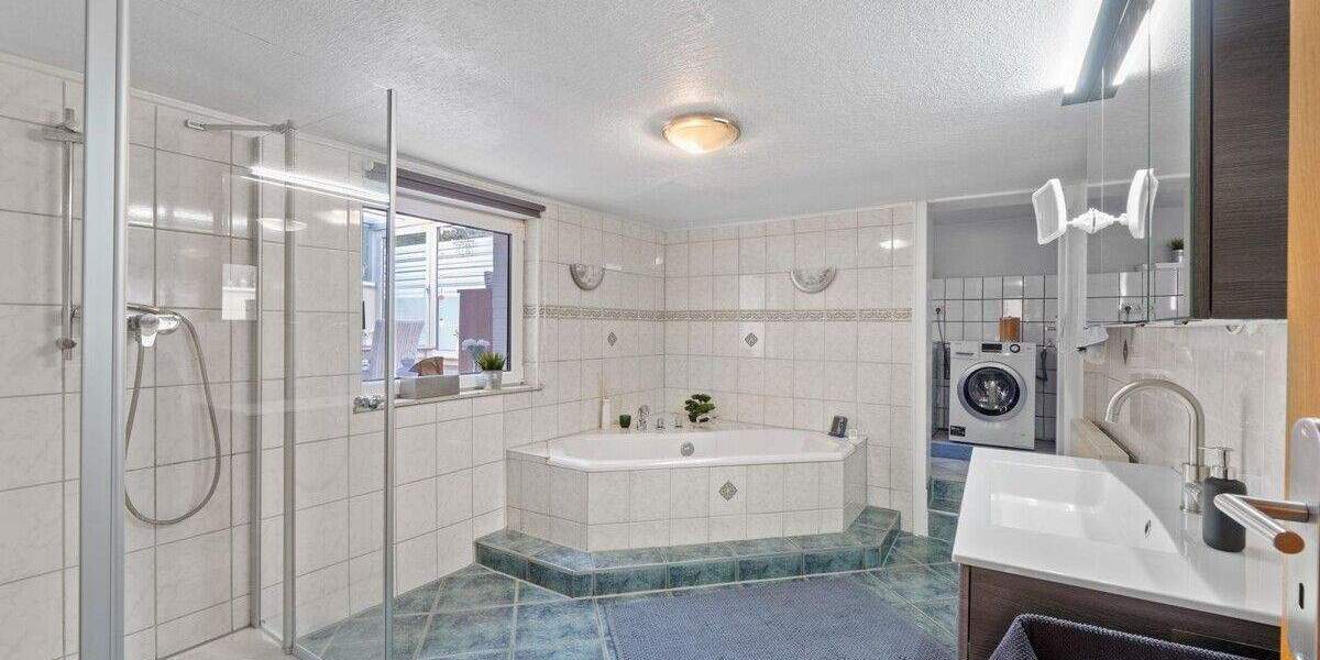 Einfamilienhaus Niederzier / Ellen Ellen - 6 Zimmer, 178 m&sup2;, 299.000&euro; | Angebot:24460492