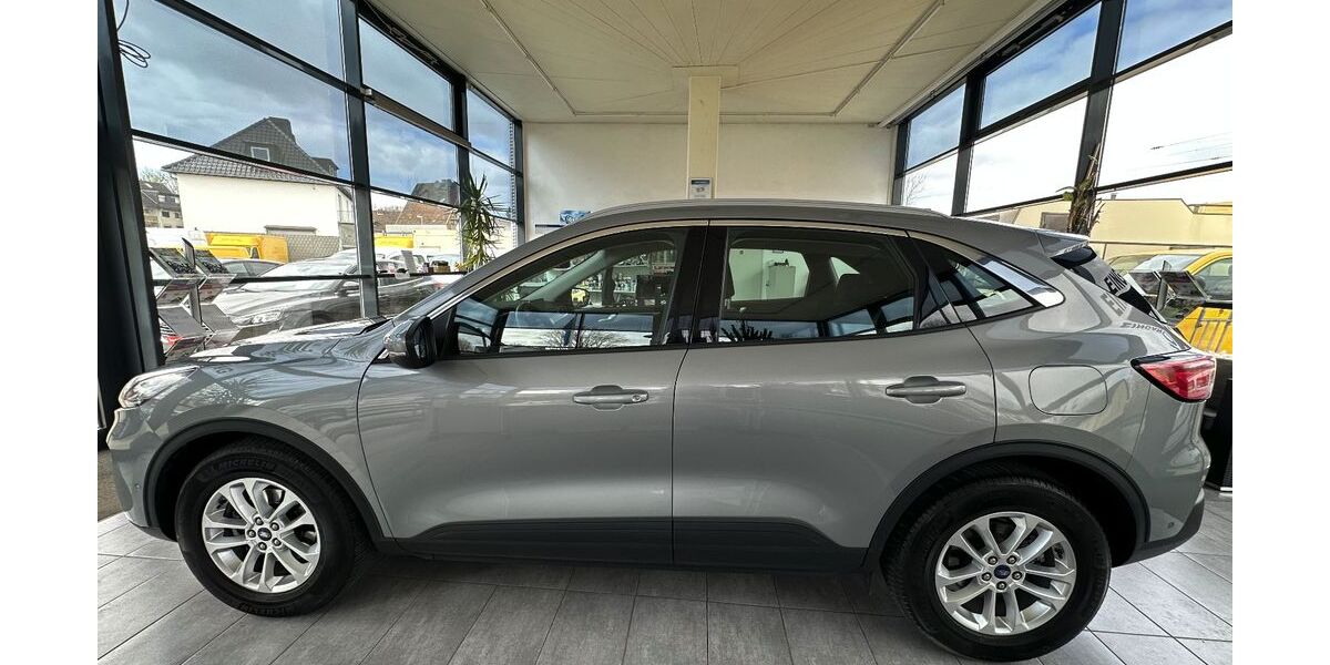 Ford Kuga 49.000 km 17.990 &euro; Neuwied 56564