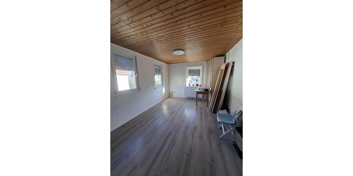 Einfamilienhaus Albstadt Gemarkung Onstmettingen - 7 Zimmer, 140 m&sup2;, 920&euro; | Angebot:26384157
