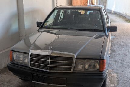Mercedes-Benz 190 244.541 km 3.800 &euro; Iserlohn 58642