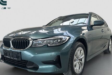 BMW 330 63.206 km 27.880 &euro; Düsseldorf 40549