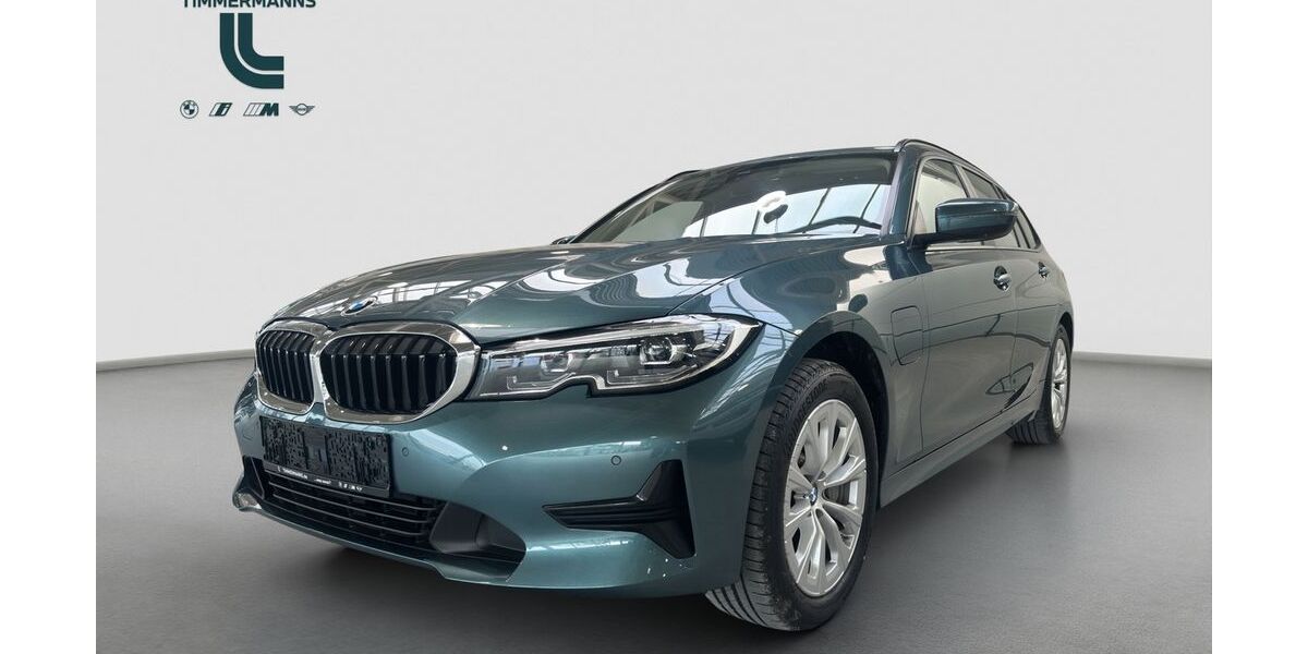 BMW 330 63.206 km 27.880 &euro; Düsseldorf 40549