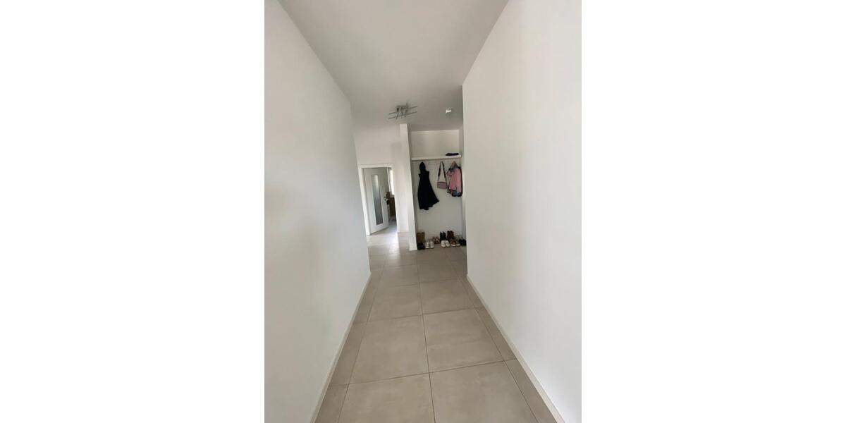 Etagenwohnung Achim - 3 Zimmer, 92 m&sup2;, 1.290&euro; | Angebot:25997706