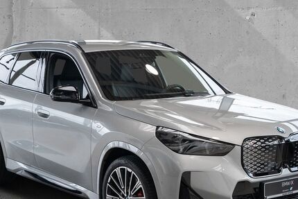 BMW iX1 5.000 km 48.989 &euro; Schwerin 19057