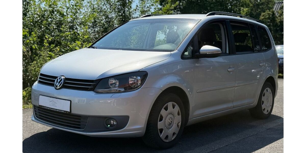 VW Touran 176.800 km 5.299 &euro; Dülmen 48249
