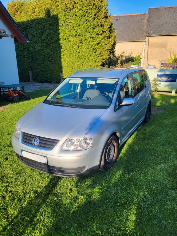 VW Touran 275.000 km 2.700 € Malschwitz 02694