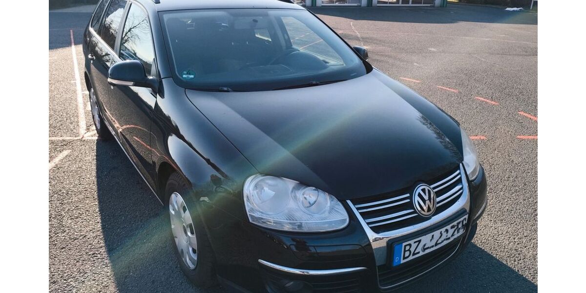 VW Golf 234.500 km 2.399 &euro; Bautzen 02625