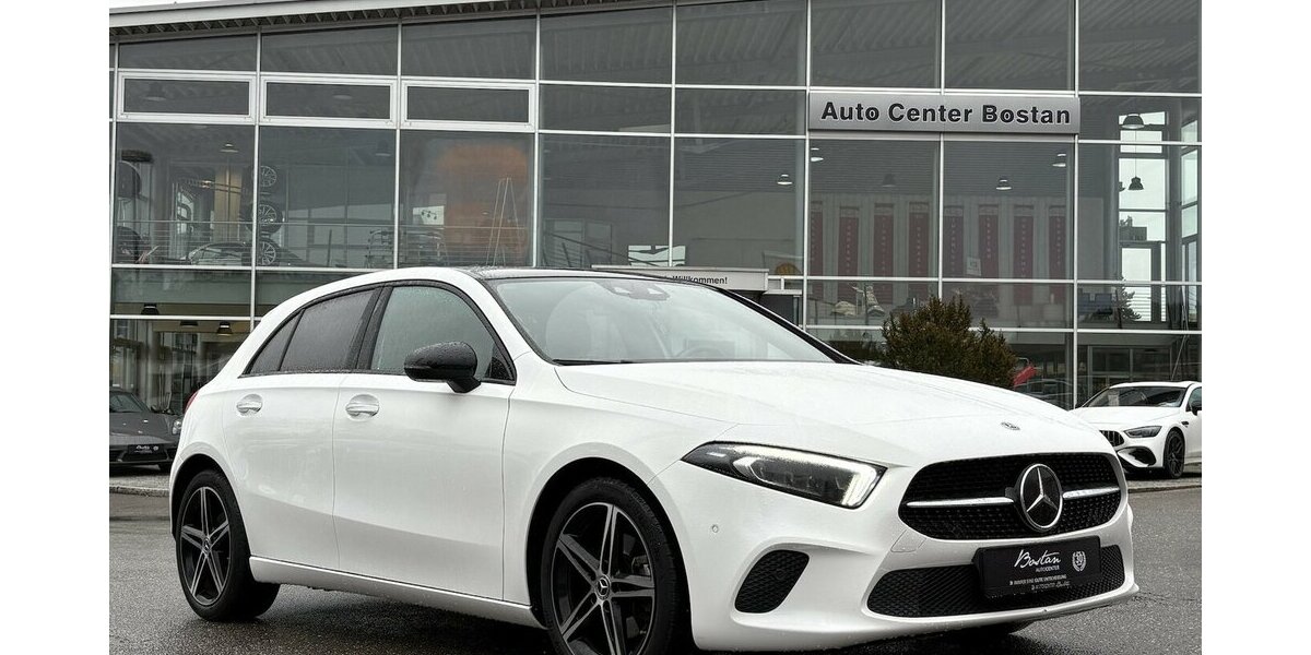 Mercedes-Benz A 200 KEYLESS/MULTIBEAM/PANO/KAMERA/AHK/1.HAND 61.992 km 25.900 &euro; Villingen-Schwenningen 78054