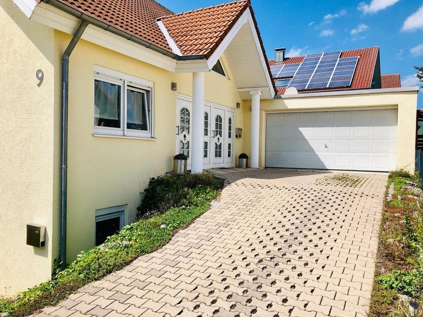 Einfamilienhaus mit EinliegerWohnung und BüroHomeoffice