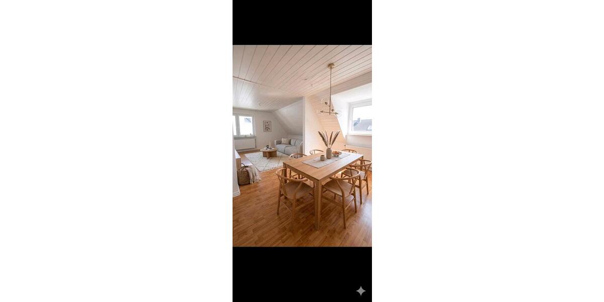 Dachgeschoßwohnung Bochum Bochum-Südwest - 2.5 Zimmer, 64 m&sup2;, 810&euro; | Angebot:26646043