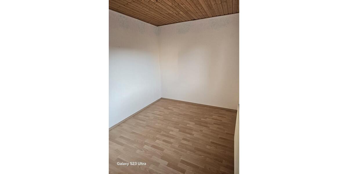 Erdgeschoßwohnung Gärtringen - 3 Zimmer, 67 m&sup2;, 1.000&euro; | Angebot:24806643